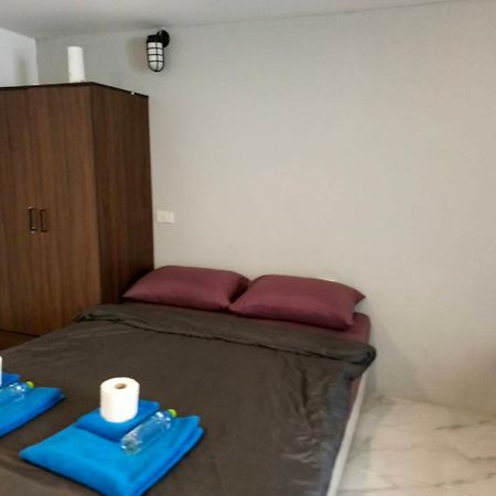 Medileaf Hostel Hatrin Kültér fotó
