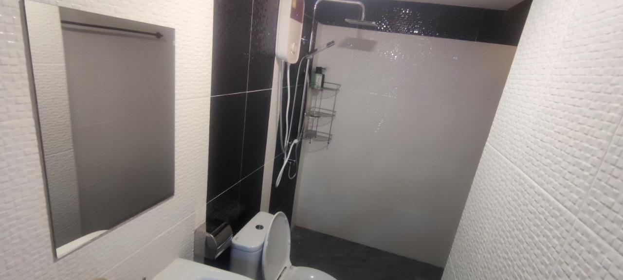 Medileaf Hostel Hatrin Kültér fotó